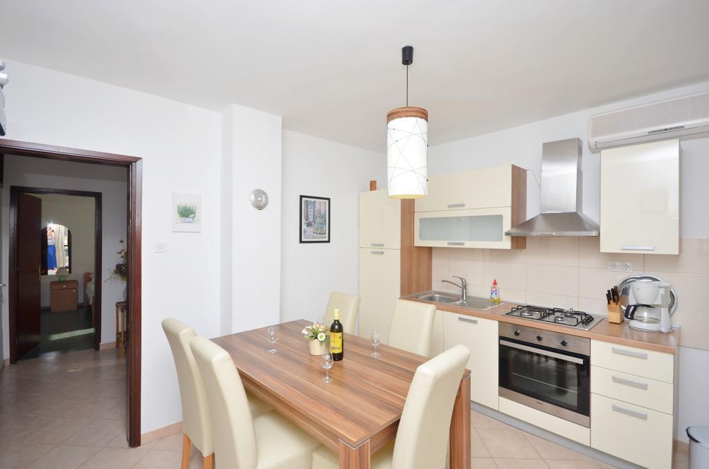 Apartment Gordan Murter Eksteriør bilde