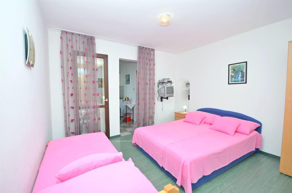 Apartment Gordan Murter Eksteriør bilde
